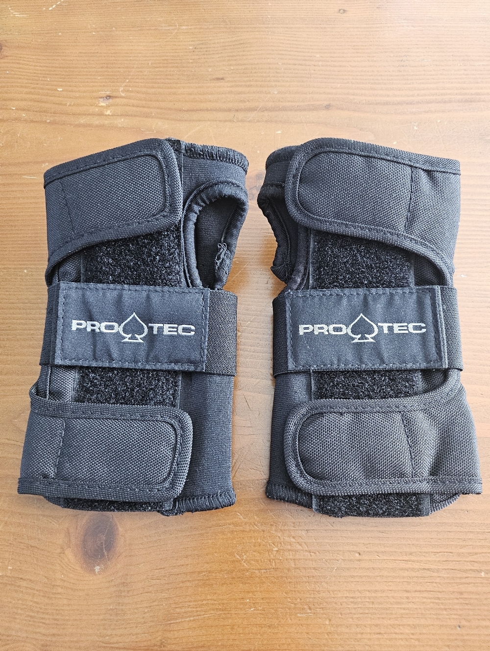 Pro-Tec Street (Skate) Wrist Guards - (Size Medium)